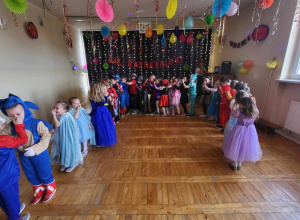 Bal karnawałowy w przedszkolu
