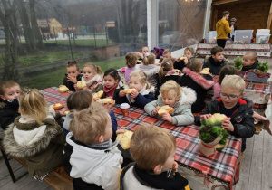 Poczęstunek