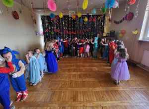 Bal karnawałowy w przedszkolu